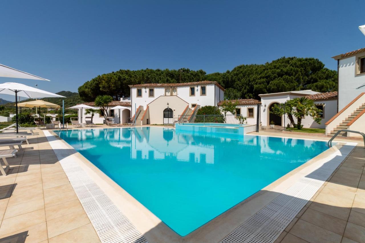 Museddu Beach Residence Cardedu Esterno foto